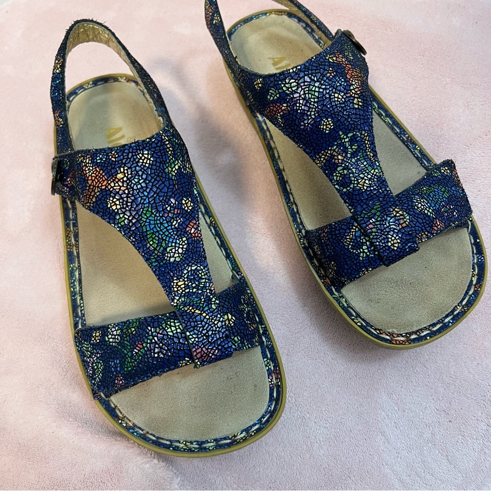 Alegria Kendra KEN-158 Leather Fashionable Comfort T Strap Sandals Sz 38 US 7.5